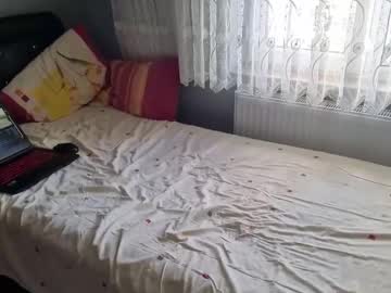 Snow_White19353 Chaturbate stream image from January 01, 2025