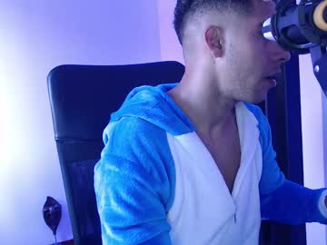Alejandrojf_00 Chaturbate stream image from January 01, 2025