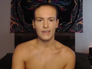 Amber__Xoxo Chaturbate stream image from January 01, 2025