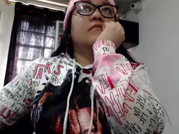 Astrid1rs Chaturbate stream image from January 01, 2025