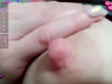 Glossy_Girl_1 Chaturbate stream image from January 01, 2025