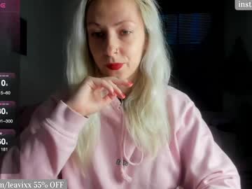 Leavixx Chaturbate stream image from January 01, 2025