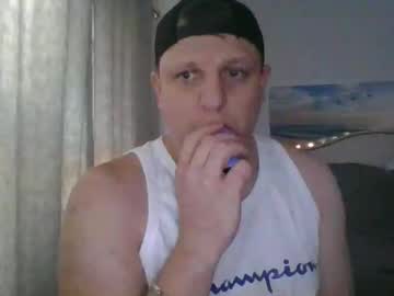 Salsbud2022 Chaturbate stream image from January 01, 2025