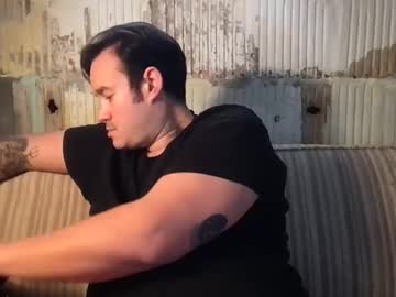 Adriiiiiiano Chaturbate stream image from January 01, 2025