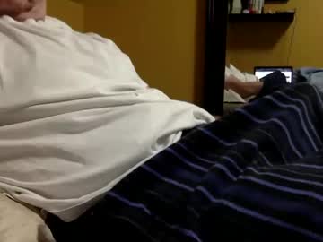 Cumonthecross Chaturbate stream image from January 01, 2025