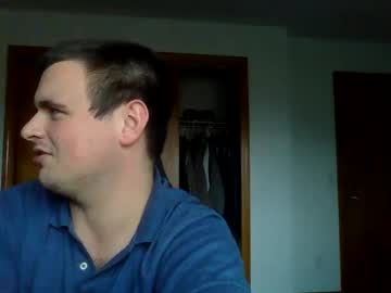 Dereksimon420 Chaturbate stream image from January 01, 2025
