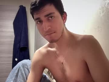 Lunamalpica Chaturbate stream image from January 01, 2025