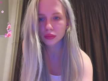 Alise_Petite Chaturbate stream image from January 01, 2025