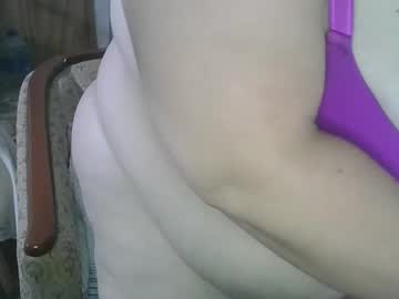 Bustymandyx Chaturbate stream image from January 01, 2025