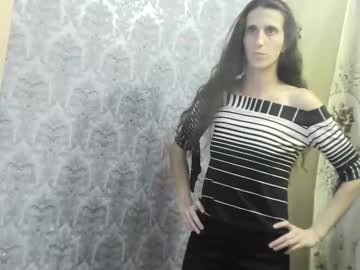 Wolfxsnow Chaturbate stream image from January 01, 2025