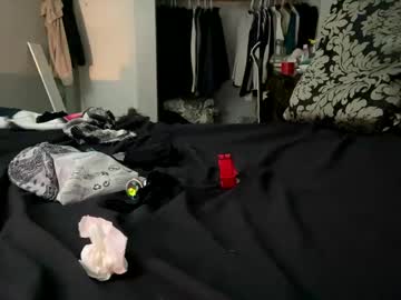 Analgapinggod Chaturbate stream image from January 01, 2025