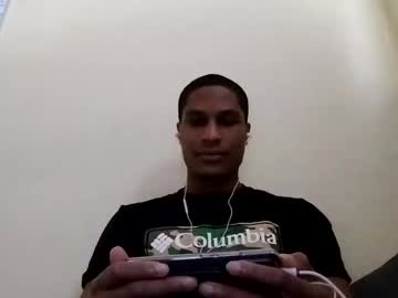Cakeloyalty Chaturbate stream image from January 01, 2025