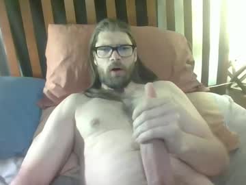 Jonnywat3rz Chaturbate stream image from January 01, 2025