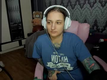 Alexracc00n Chaturbate stream image from January 01, 2025