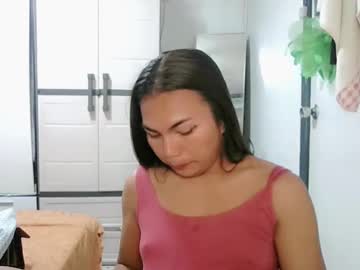 Missrebeccax Chaturbate stream image from January 01, 2025
