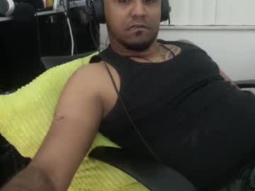 9inchhammer Chaturbate stream image from January 01, 2025