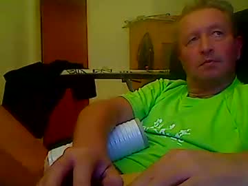 Reini7211 Chaturbate stream image from January 01, 2025
