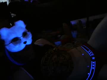 Talonfever Chaturbate stream image from January 01, 2025