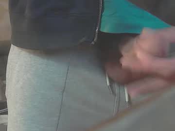 Frenchpapalover Chaturbate stream image from January 02, 2025
