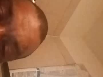 Limpdix327krw Chaturbate stream image from January 02, 2025
