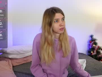 Fairy_Ella Chaturbate stream image from January 02, 2025