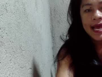 Prettygurlllll Chaturbate stream image from January 02, 2025