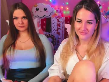 Hotty_Girls_Here Chaturbate stream image from January 02, 2025