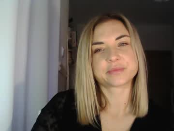 Ashleyextasy Chaturbate stream image from January 02, 2025