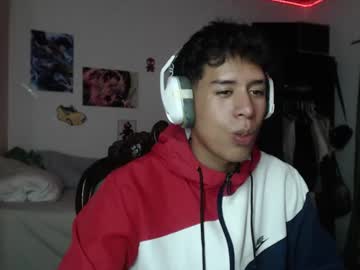 Sharky_G Chaturbate stream image from January 02, 2025