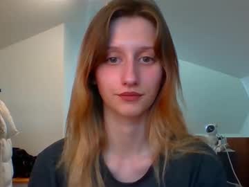 Luna_Xsensual Chaturbate stream image from January 02, 2025