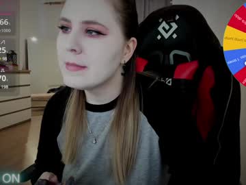 Oliviamunk Chaturbate stream image from January 02, 2025