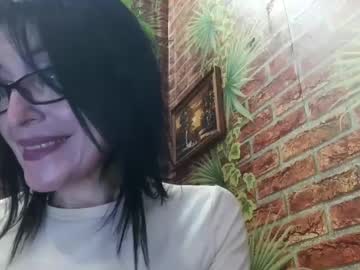 Bbrightlight Chaturbate stream image from January 02, 2025
