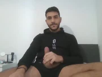 Masterbelb99 Chaturbate stream image from January 02, 2025