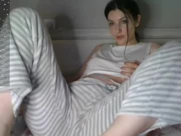 Safilya_312 Chaturbate stream image from January 02, 2025