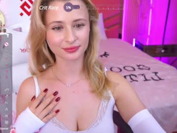 Petitelexyy Chaturbate stream image from January 02, 2025