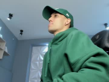 Alexgiraldo_ Chaturbate stream image from January 02, 2025
