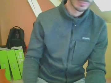 Grandbi Chaturbate stream image from January 02, 2025