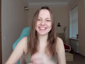 Kuefirakuki Chaturbate stream image from January 02, 2025