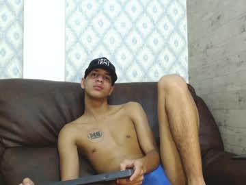 Tyler_Rodriguez Chaturbate stream image from January 02, 2025