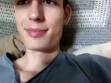 Vvsneck Chaturbate stream image from January 02, 2025