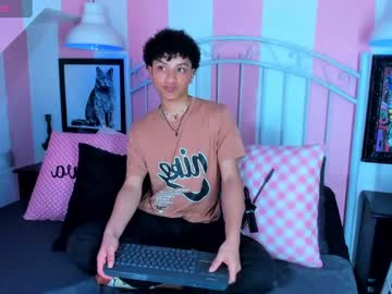 Dylan_Lee2 Chaturbate stream image from January 02, 2025
