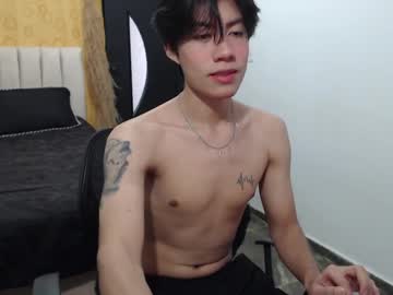 Elio_Collem Chaturbate stream image from January 02, 2025