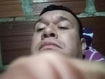 Juan370490 Chaturbate stream image from January 02, 2025