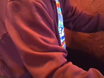 Klovesu2000 Chaturbate stream image from January 02, 2025