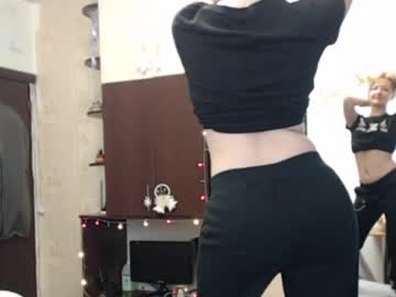 Luckyshotgirl Chaturbate stream image from January 02, 2025
