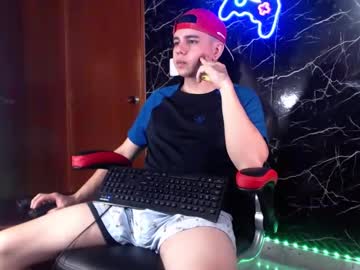 Maty_Hard Chaturbate stream image from January 02, 2025
