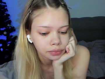 Chancetolove Chaturbate stream image from January 02, 2025