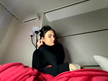 Mayaabluee Chaturbate stream image from January 02, 2025