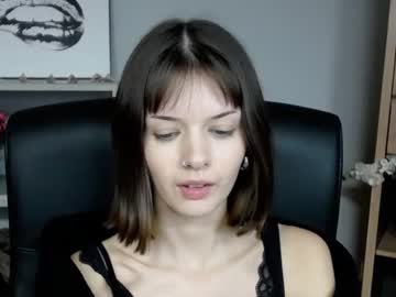 Vickyxflirt Chaturbate stream image from January 02, 2025