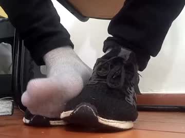 Waltherfeet_ Chaturbate stream image from January 02, 2025